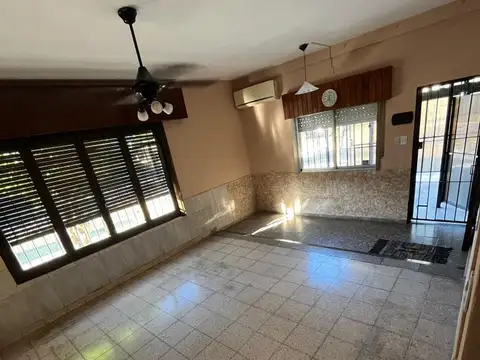 Casa en Venta en Claypole, USD 62.000