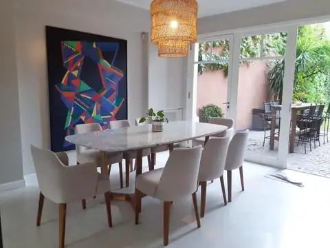 Casa 4 ambientes con 3 baños