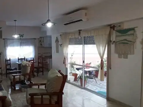 Depto Tipo Casa en Venta de 2 dormitorios