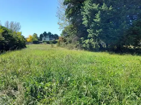 SDA. Venta  terreno-. Parque Sakura-Echeverría al 700 entre Martí y Cané, Exaltacion de la Cruz