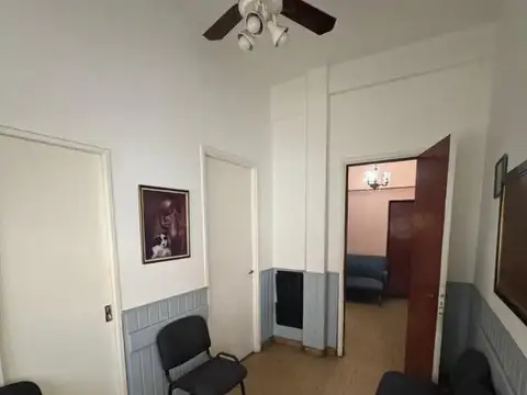 Casa 6 ambientes con 3 baños