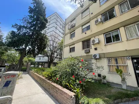 1 De Mayo 30 , Piso 2