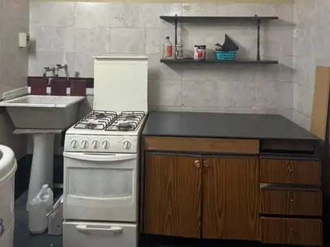 Berutti 500, Piso PB