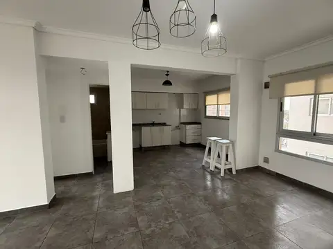 Departamento dos Ambientes en Alquiler