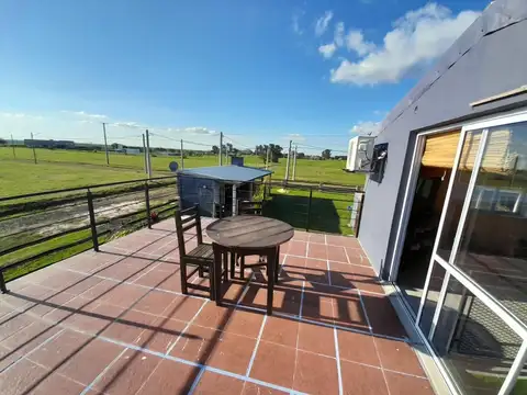 Casa en Venta con 5 cocheras