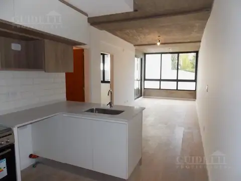 Alquiler 2 ambientes balcon contrafrente COGHLAN