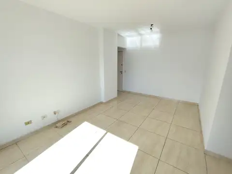 Departamento en Alquiler en Villa Luro, $ 950.000