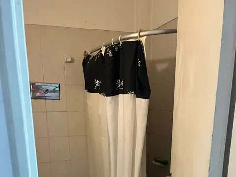 Depto Tipo Casa en Alquiler en Barrio Naón, $ 590.000