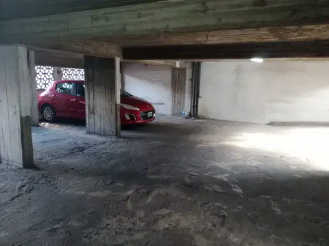 Cochera en Alquiler Cubierta