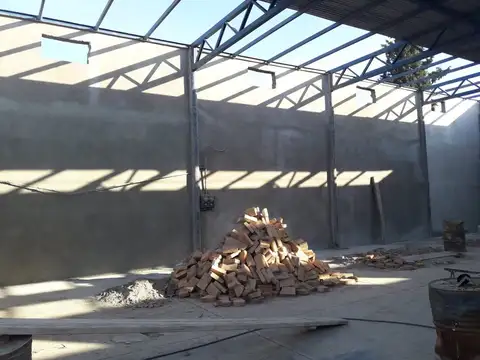 GALPÓN+DEPTO ,ELPIDIO GONZÁLEZ, RODEO DE LA CRUZ