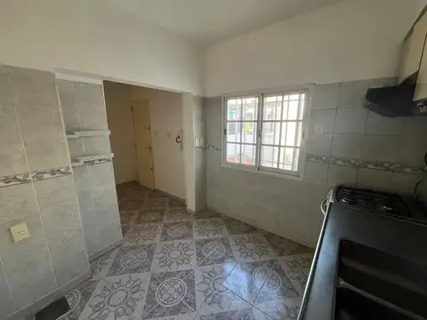 Depto Tipo Casa 3 ambientes con 1 baño