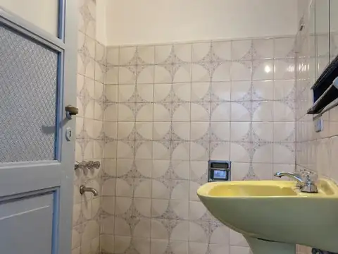 Depto Tipo Casa en Alquiler en San Justo, $ 600.000