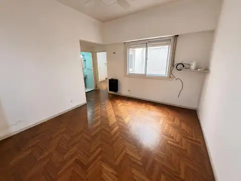 VENTA DEPTO 3 AMBIENTES EN VILLA CRESPO A RECICLAR