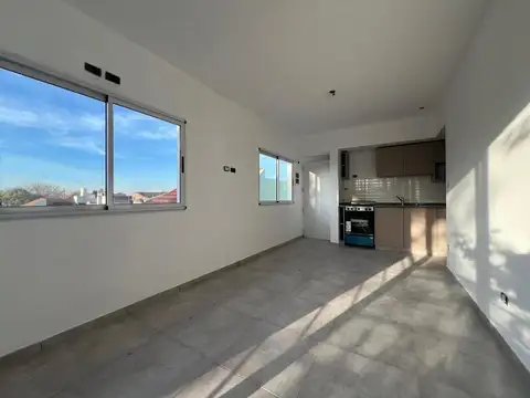 Florencio Varela 1300, Piso 2°