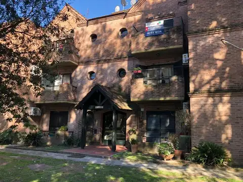 DEPARTAMENTO EN COMPLEJO 3 AMB CON GUARDADO DE COCHE!!!!