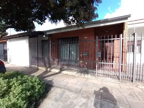 Venta ph tipo casa en el palomar