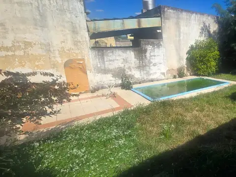 Depto Tipo Casa 5 ambientes con 1 baño