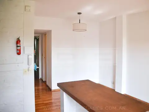 Gral. Paz al 1000 entre Liniers y O'higgins