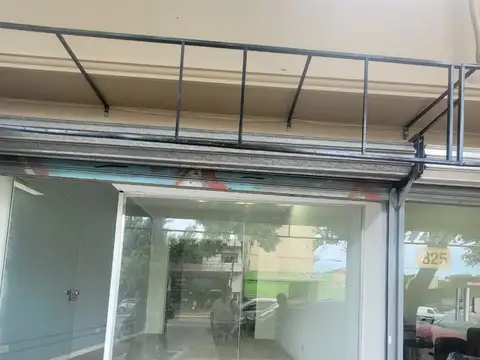 Local en Alquiler en San Isidro Centro, $ 650.000