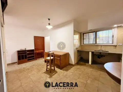 Casa en Alquiler con 1 cochera