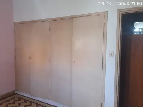 Casa 3 ambientes - A reciclar - Mateotti y San Salvador, Las Avenidas