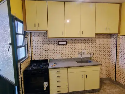 Departamento en Alquiler en Pompeya, $ 550.000