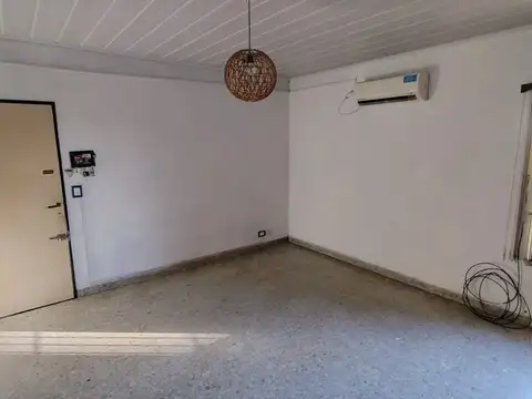 Pje Romero 400, Piso 3