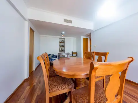 Departamento 4 ambientes con 2 baños