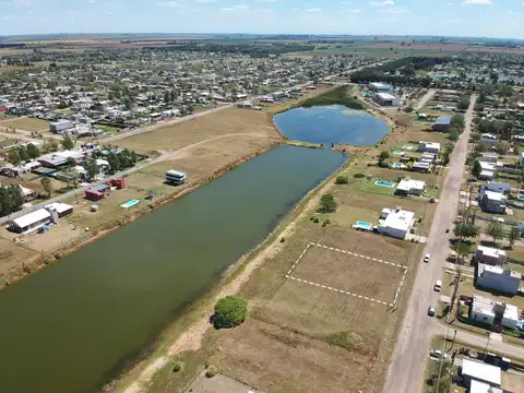 TDS3- Espectacular terreno sobre el lago !