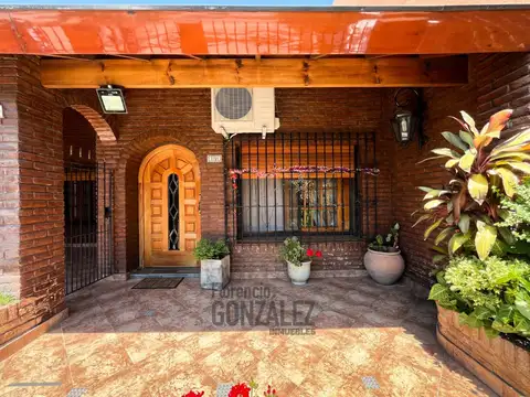 Casa en Venta al Este