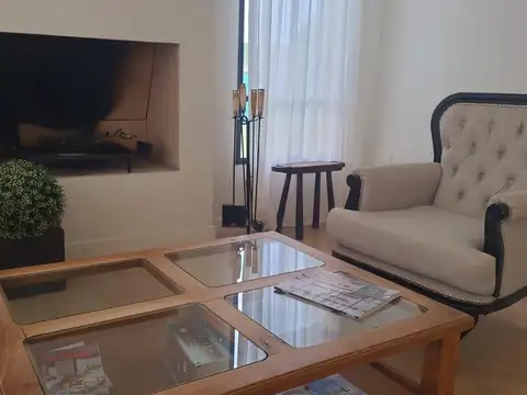 Casa  en  Alquiler Temporario en Casuarinas del Pilar, Pilar - 5 ambientes