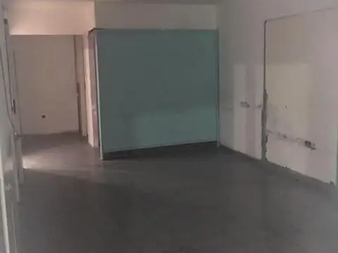 Local Sobre Av Ratti de 10 m de Frente - Excelente Ubicación