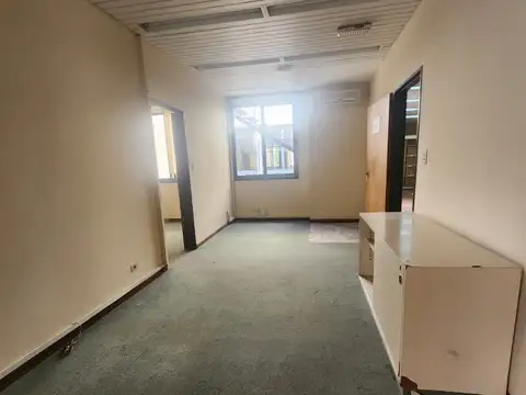 OFICINAS - PLANTA DIVIDIDA - CENTRO, SALTA