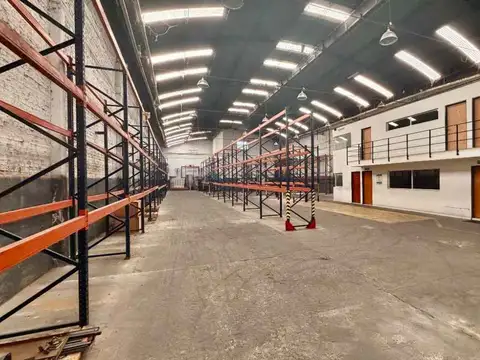 Excelente galpón de 916,12m2 - deposito/industria.