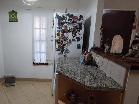 Venta Casa en Liniers 4 ambientes - Terraza cubierta