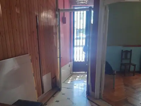 Depto Tipo Casa 4 ambientes con 2 baños