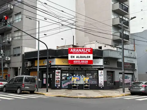 Local en alquiler en Cabrera esquina Bulnes