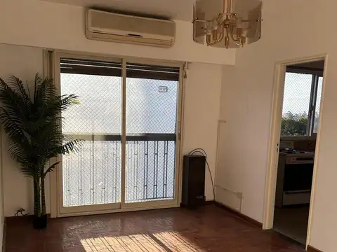 Gran departamento tres ambientes en Villa del Parque