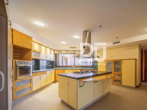 Edificio Comercial a la venta en Morón Centro