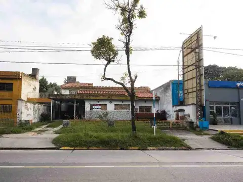 VENTA LOTE 680m2 (16*42)FOT=3 AV MATE DE LUNA 2915