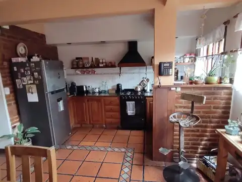 Depto Tipo Casa 6 ambientes con 1 baño