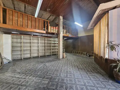 Avenida Alberdi al 300