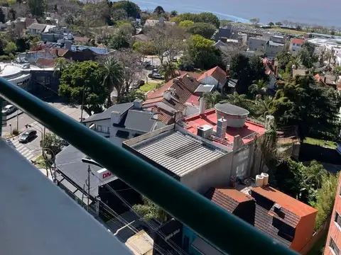 DEPARTAMENTO SEMIPISO DE 3 AMB CON VISTA AL RÍO – LA LUCILA