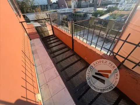 Depto Tipo Casa en Alquiler de 1 dormitorio
