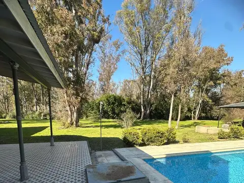 CASA CHACRA 4 AMB VENTA BARRIO EL ADUAR ZARATE  