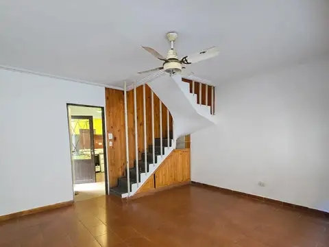 Depto Tipo Casa en Venta en Centro, USD 84.000
