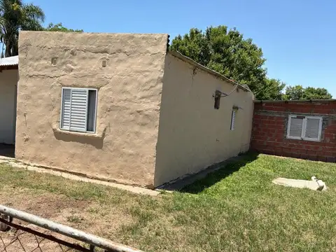 VENTA / CASA / BARRIO V. AUTODROMO