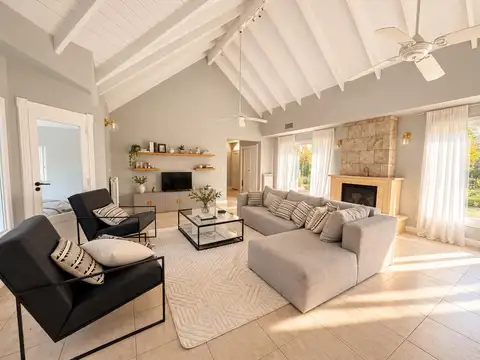 CASA EN ALQUILER EN SAN DIEGO 5 AMBIENTES