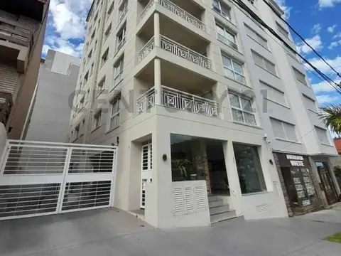 VENTA DEPARTAMENTO 4 AMBIENTES VISTA LATERAL AL MAR DOBLE COCHERA/BAULERA STELLA MARIS