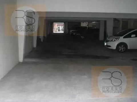 Cochera cubierta en venta - Haedo